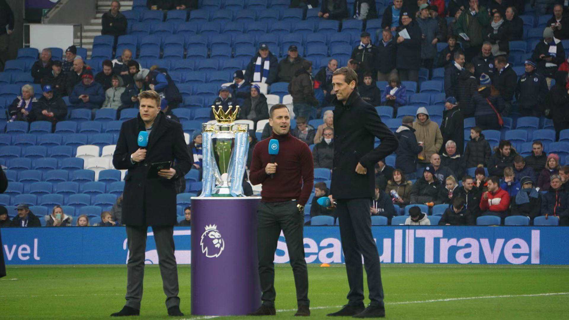 这位备受瞩 这位备受瞩